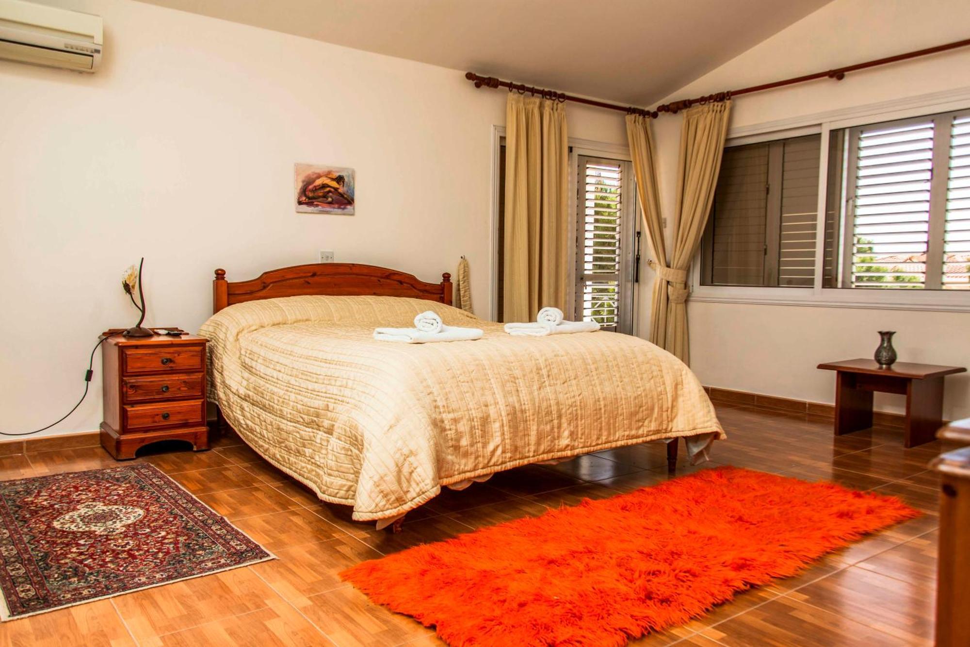 6 Bdr Villa With Tennis Court Paphos Exteriör bild