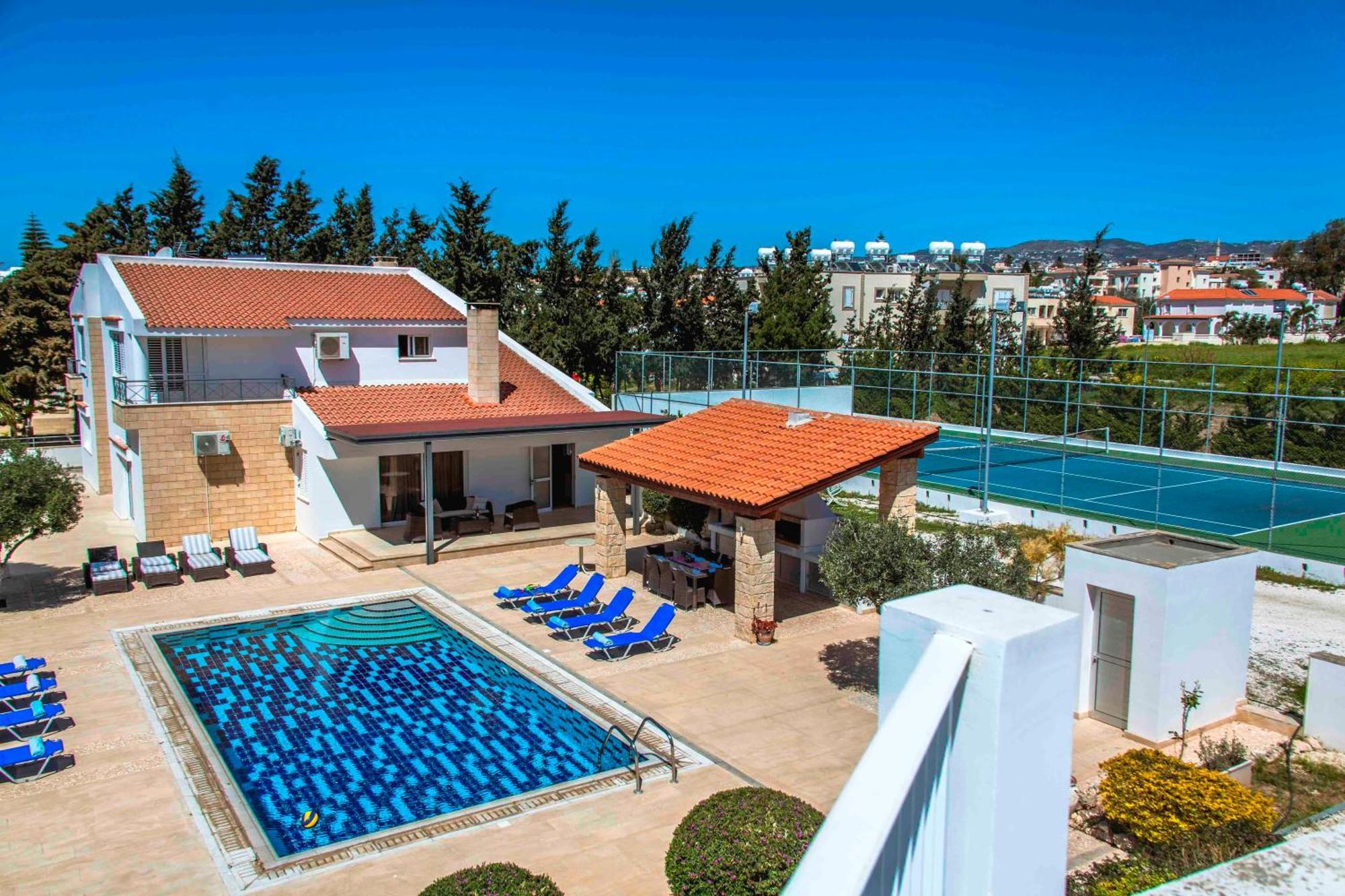 6 Bdr Villa With Tennis Court Paphos Exteriör bild